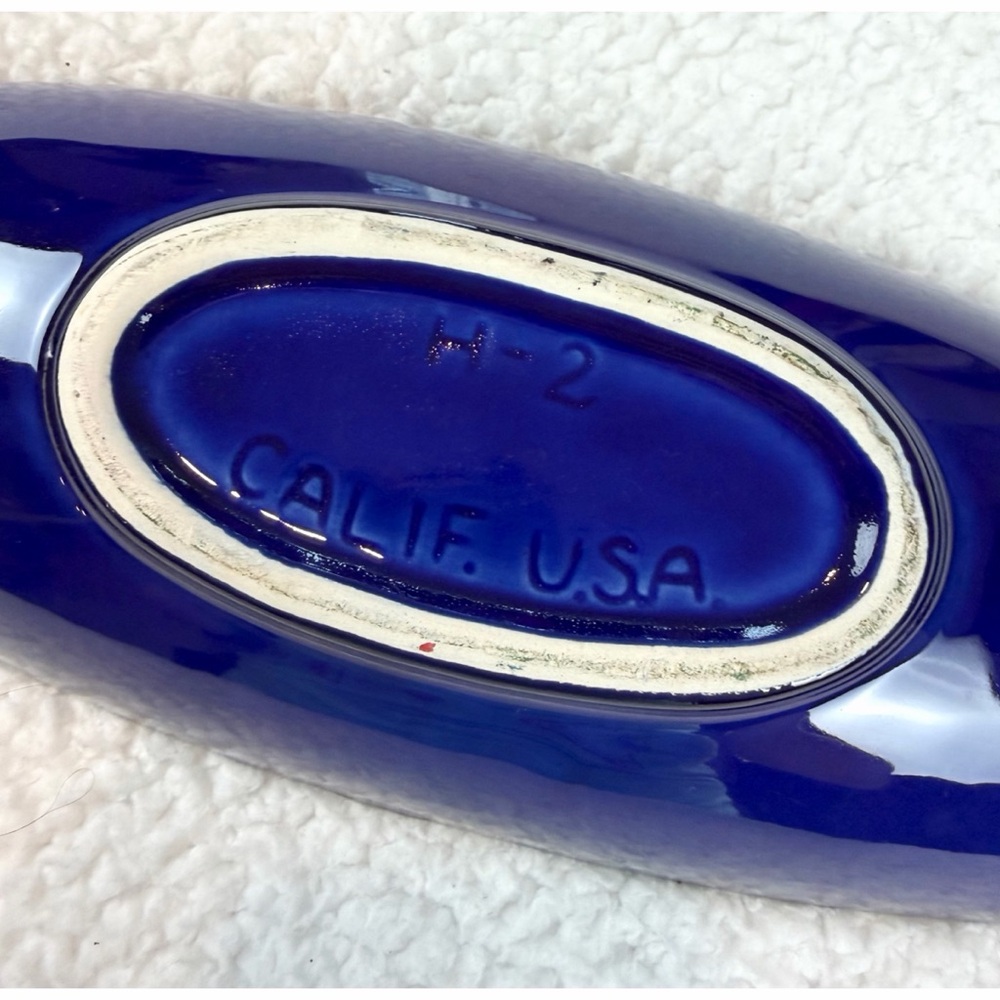 Elegant Cobalt Blue Boat-Shape Decorative Bowl - Picture 7 of 11